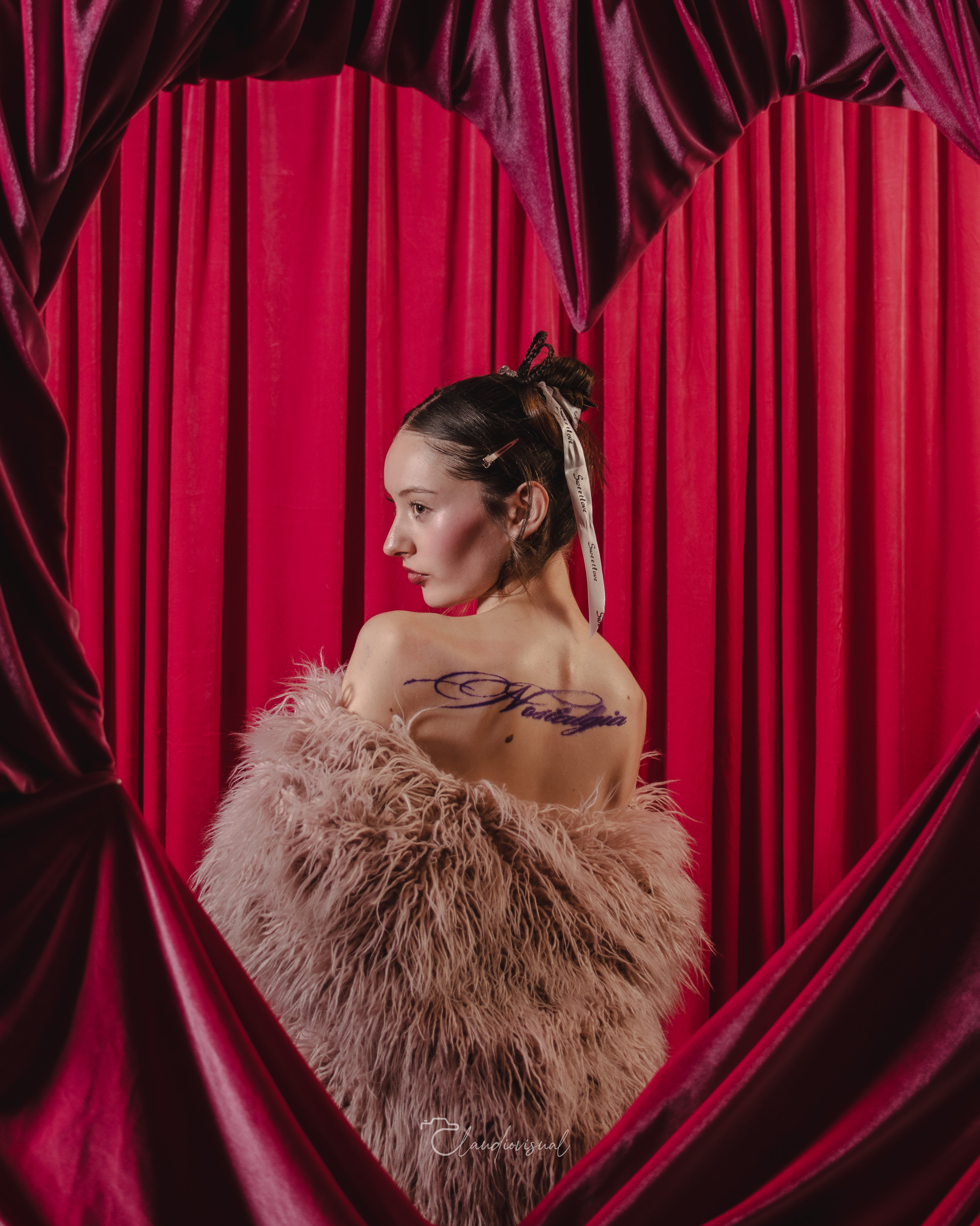 Editorial Red One — perfil sweet love